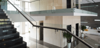 5 Benefits of Installing Glass Balustrades in Modern Homes