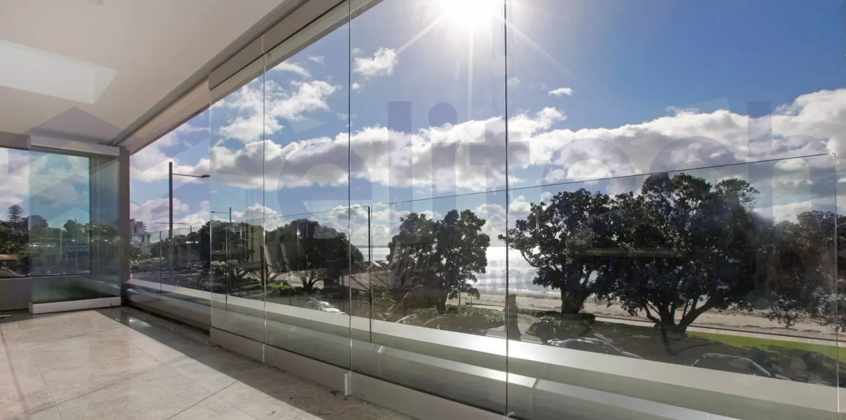 Frameless Glass Door