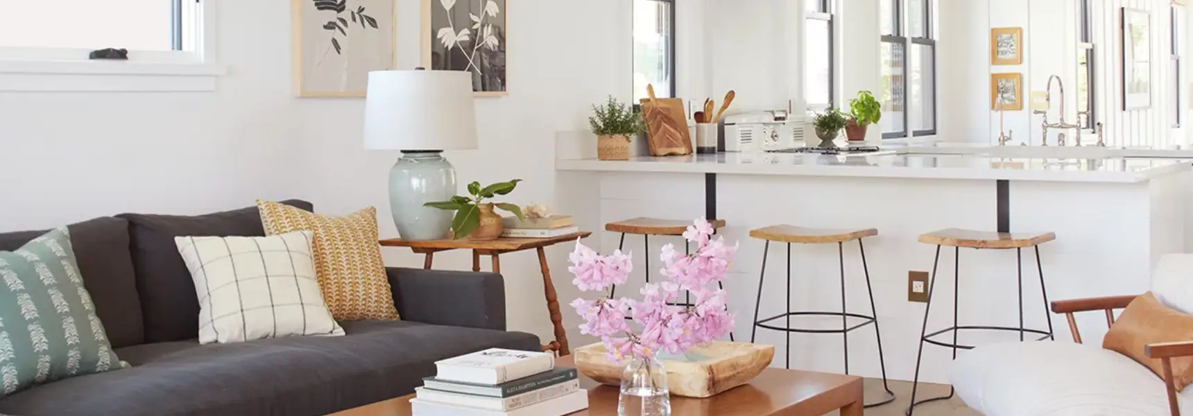 The 5 Most Effective Ways to Make a Room Feel Double its Size