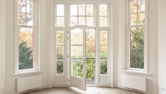 low-maintenance-windows-and-doors-for-busy-homeowners-banner-4jpg-1750068890